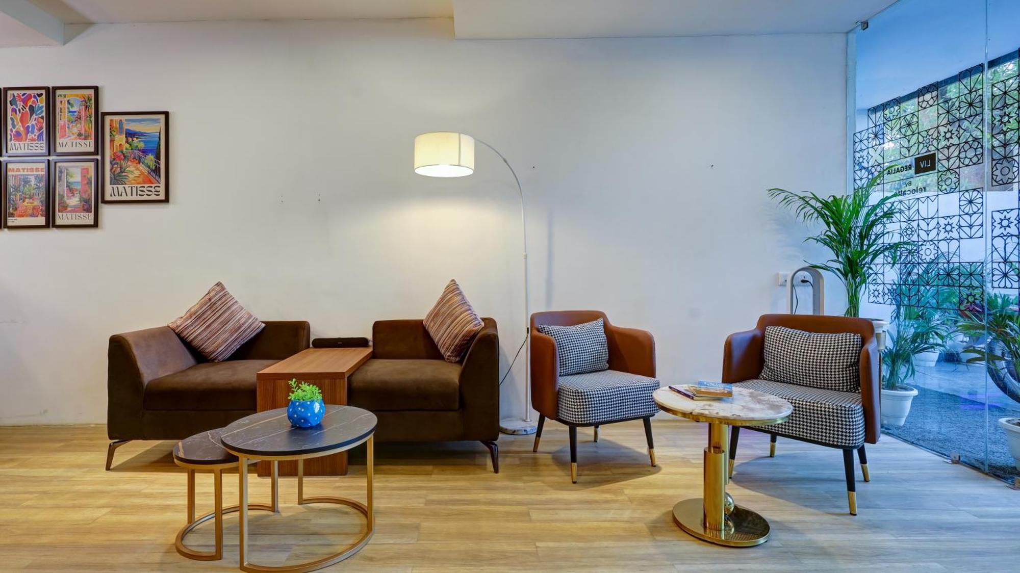 1Bhk Suites Opp Marriott - Huda City Centre Гургаон Экстерьер фото